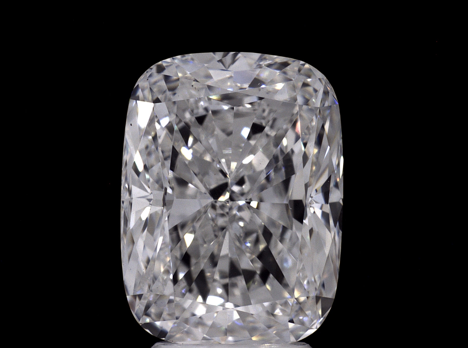 5.02ct E VS1 Cushion Lab Diamond, IGI Certified