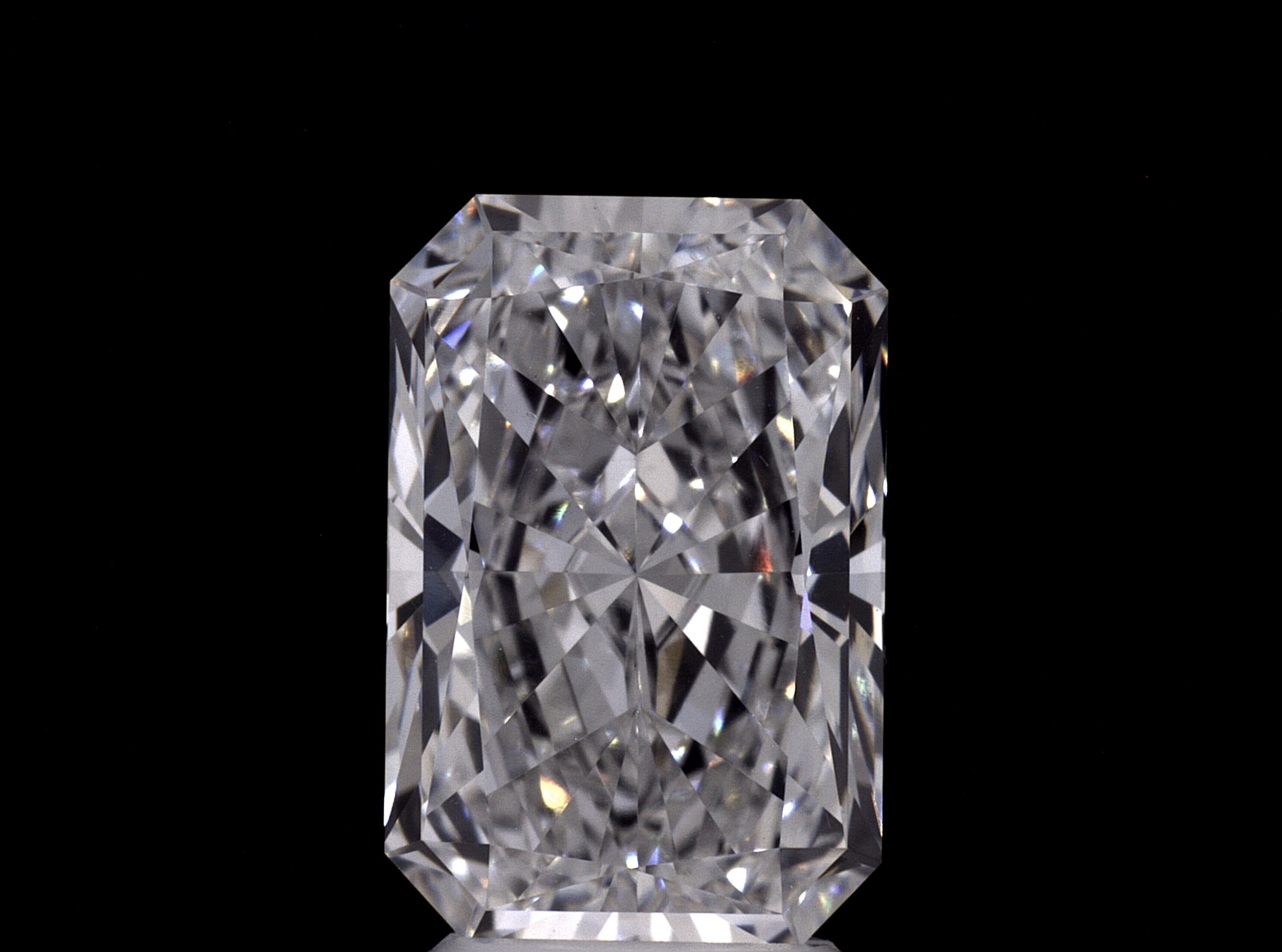 4.04ct E VVS2 Radiant Lab Diamond, IGI Certified