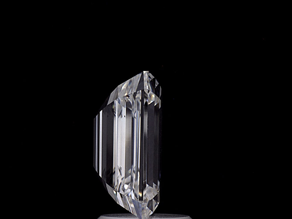 2.99ct E VVS2 Emerald Lab Diamond, IGI Certified