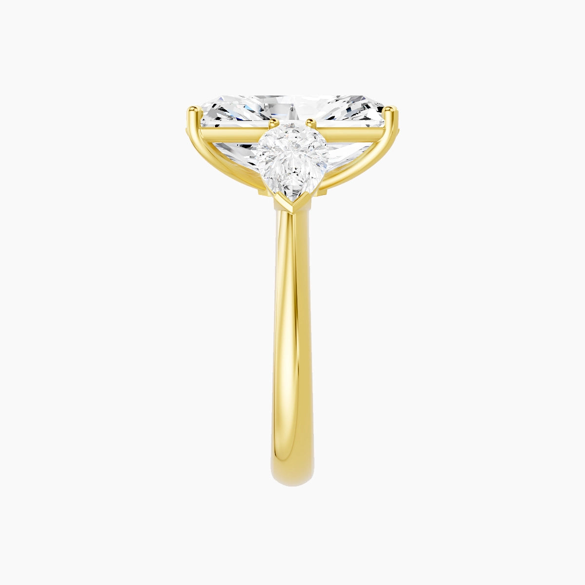 Classic Pear Trilogy | 18k Yellow Gold 5 ct Radiant White Lab Diamond Ring